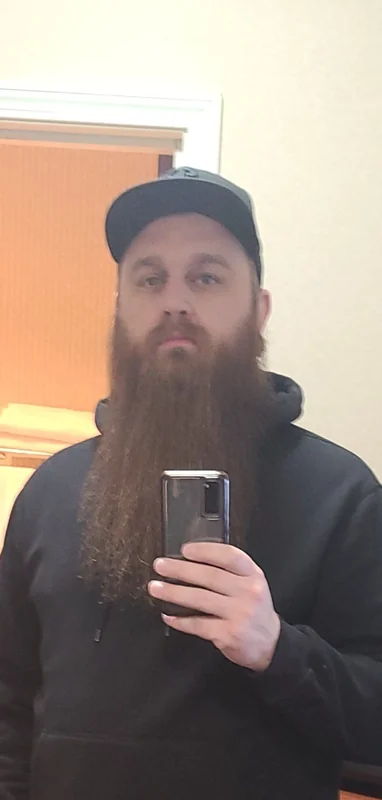 Beard Zaddy OnlyFans Male Creator