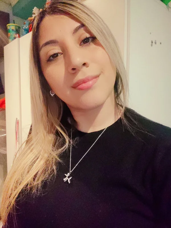 Nutellitas2 OnlyFans creator with unique content