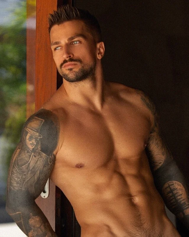 Nutsmag OnlyFans creator from Bangkok