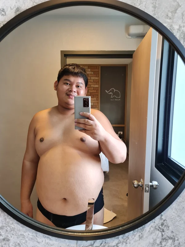 Oat OnlyFans creator from Thailand with exclusive content.