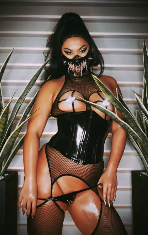 Ohmyfkinyea OnlyFans Japanese queen