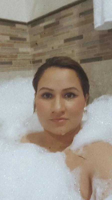 Come play with Aná OnlyFans single mom creator
