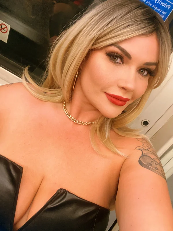 Onlycandifarts OnlyFans Professional Dominatrix