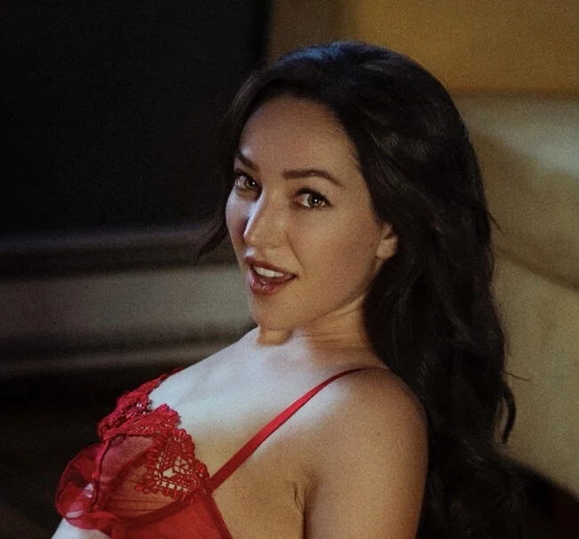 Oranda OnlyFans exclusive creator with ASMR content.