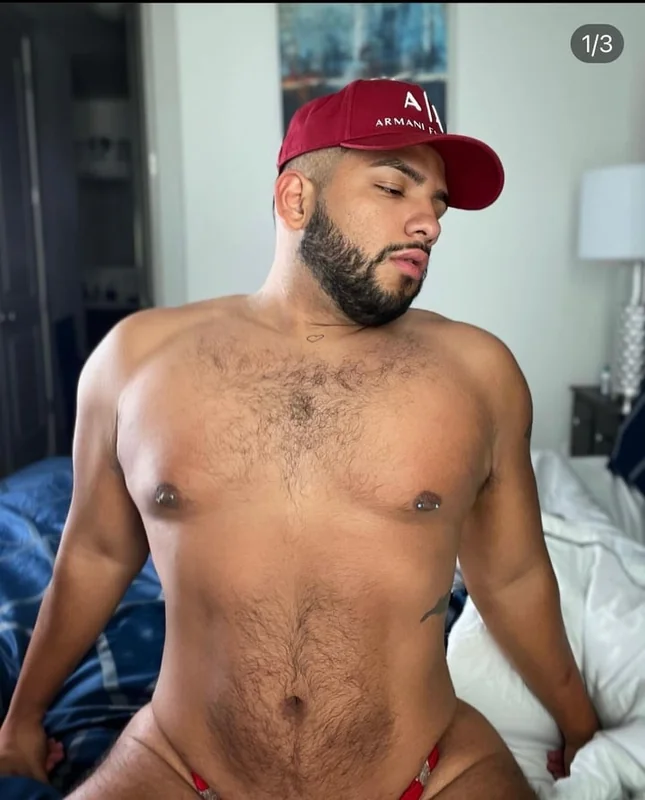 Nalgon OnlyFans male tattooed creator