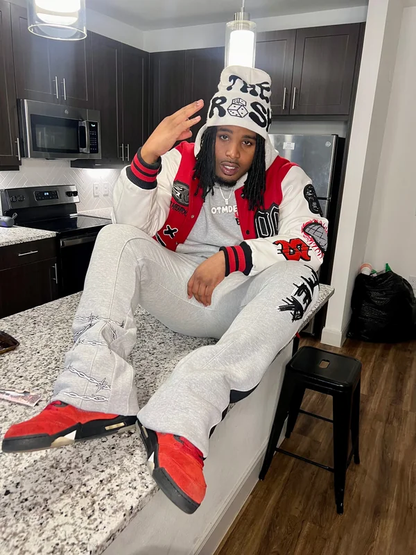 Otmdee OnlyFans Creator Exclusive Content