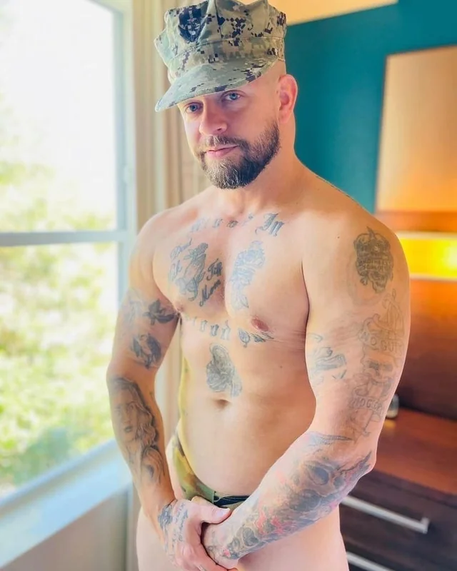 Owen Steel OnlyFans creator with unique content