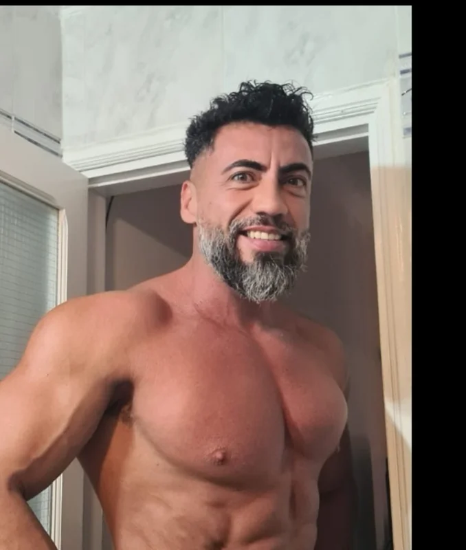Pablomachogallo OnlyFans creator with a passion for fantasies