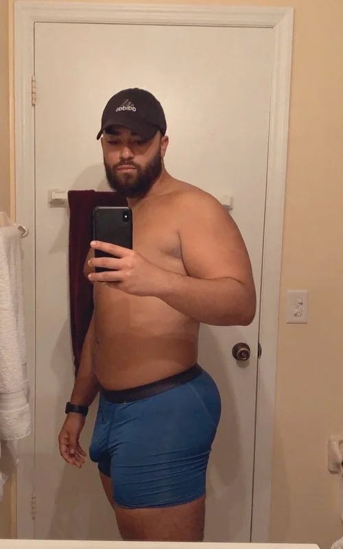 Papiandress OnlyFans big ass creator
