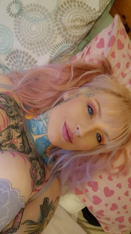 Pastelleigh OnlyFans Curvy Tattooed Creator