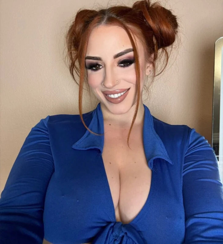 Emily OnlyFans creator with engaging content