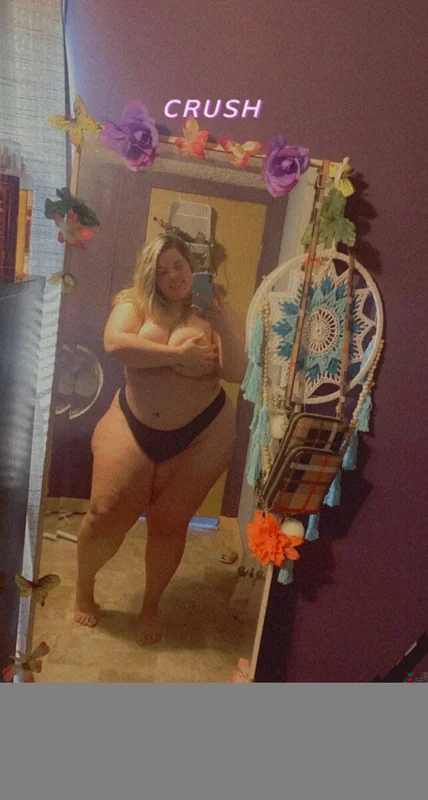 Sunny Breean OnlyFans profile with pierced brunette