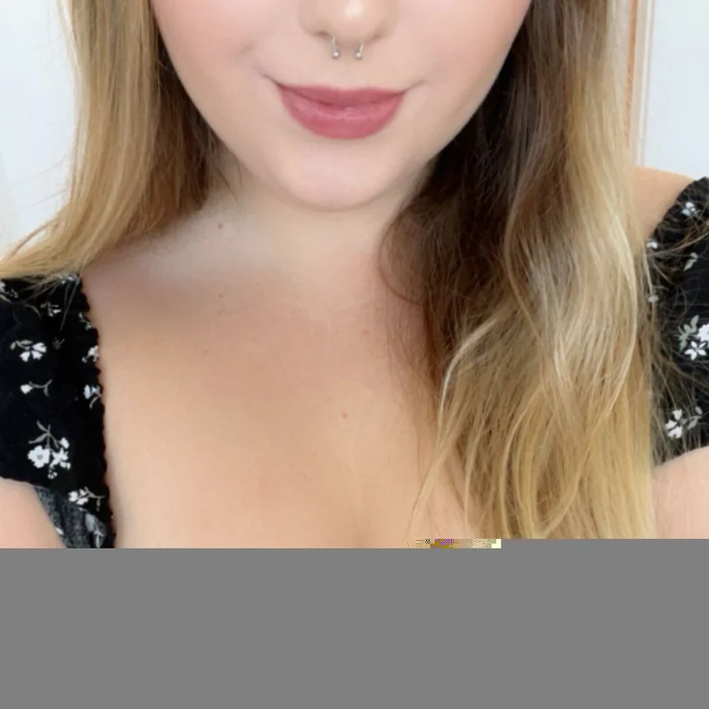 Peach Necctar OnlyFans profile picture - engaging creator