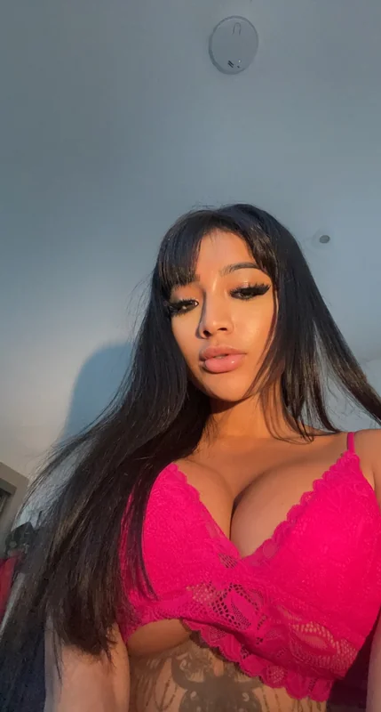 Yasmina Khan OnlyFans Curvy Performer
