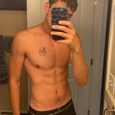 Pilotboixxx OnlyFans creator with engaging content.