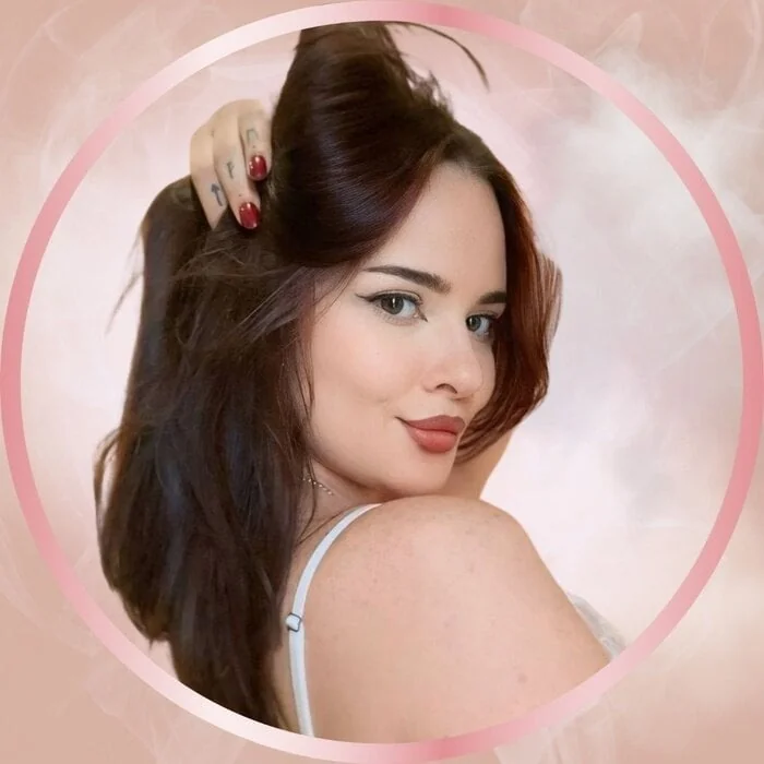 Polly OnlyFans creator with a charming personality.