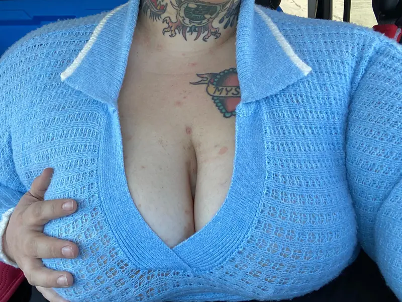Polyxxx OnlyFans feet content creator