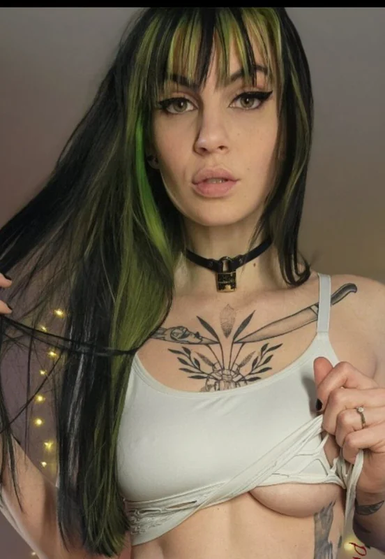 Prettyinpunk92 OnlyFans Femdom Goddess