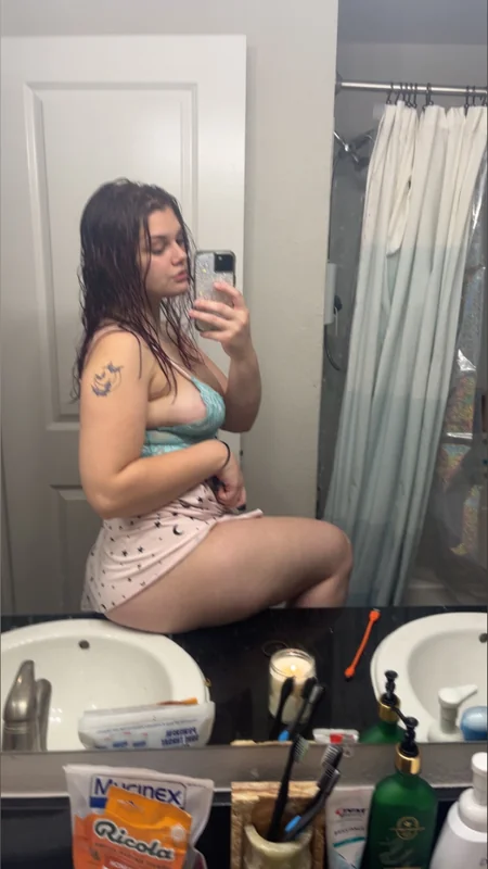 k OnlyFans tattooed creator