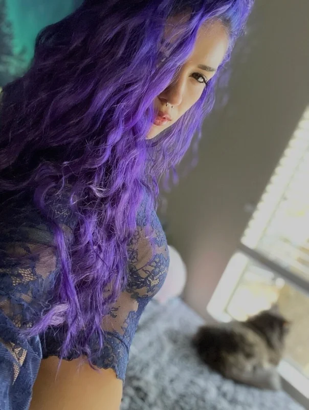 Queenpurpfree OnlyFans creator with exclusive content