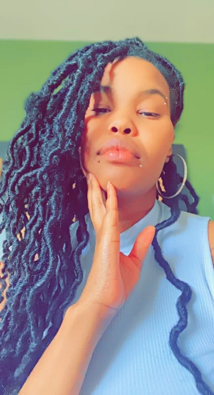 Qweeni Queen OnlyFans creator with exclusive content