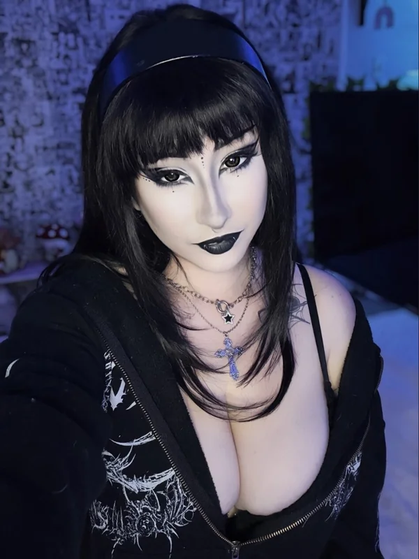 Rae OnlyFans profile picture - Anime lover