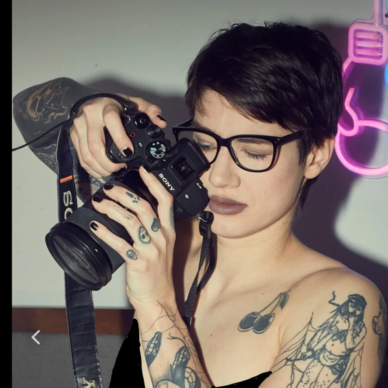 Mia Rand OnlyFans creator with engaging content