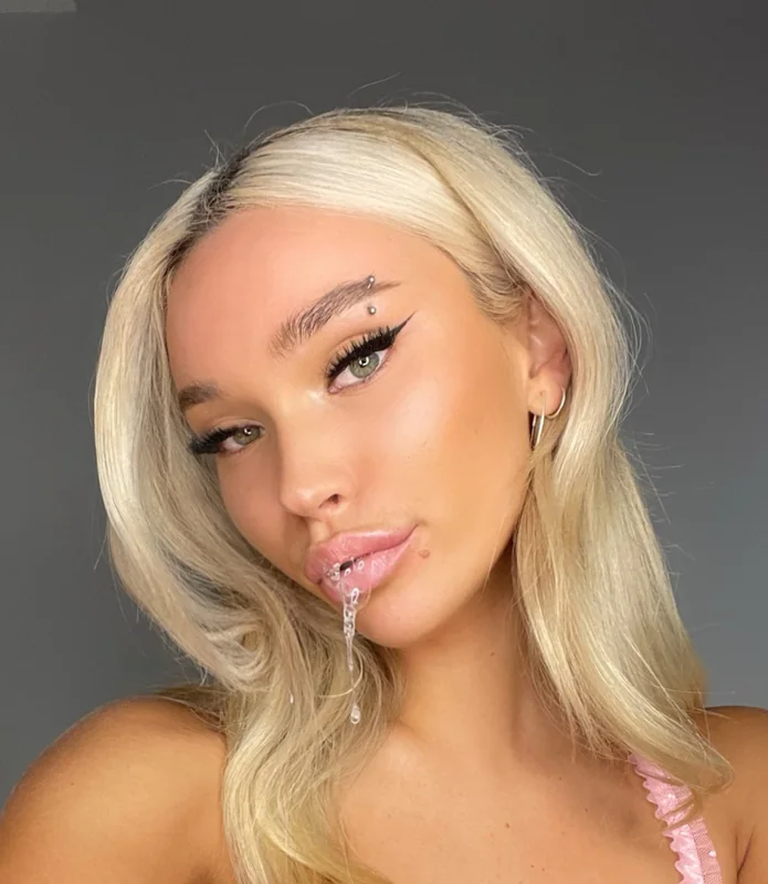 Rara Knupps OnlyFans creator with engaging content