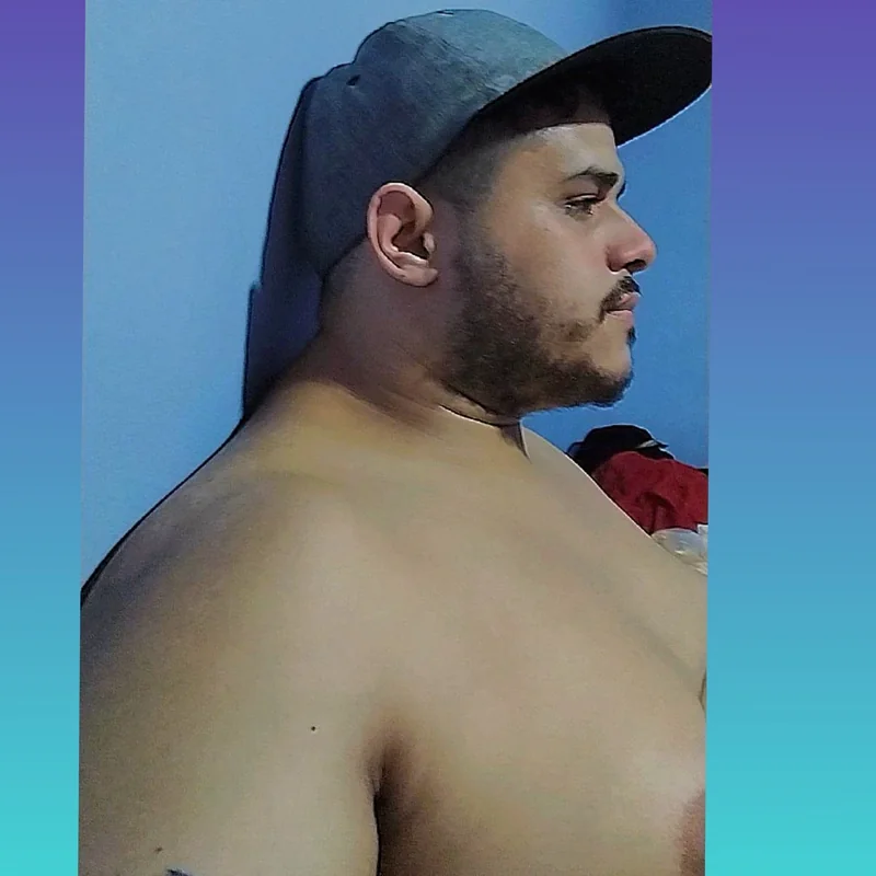 Raymond OnlyFans creator with engaging content