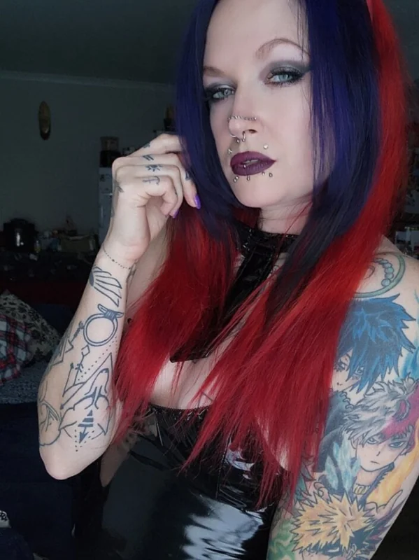 Raynemurderfree OnlyFans feisty creator