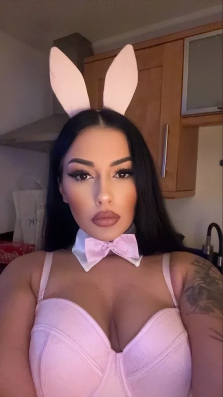 Rebekasophia69 OnlyFans creator with glamorous style