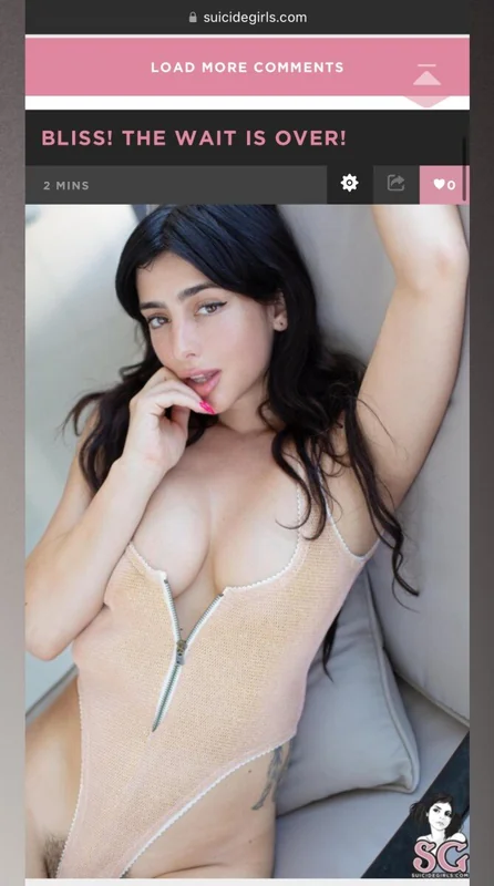 Reed OnlyFans creator with stunning lingerie
