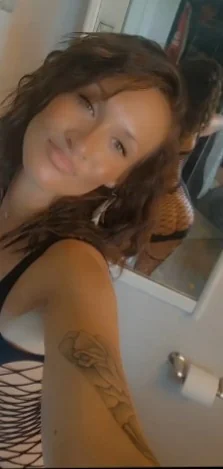 Cwg!rl@69 OnlyFans Tattooed