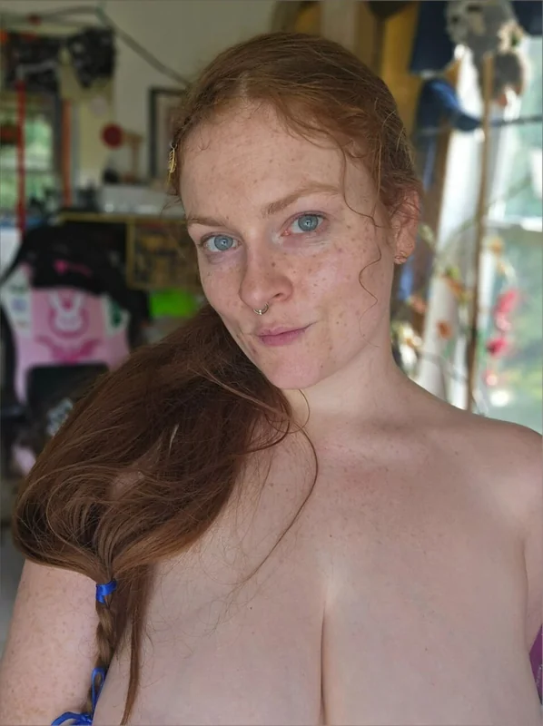 Rhea Creates Magic OnlyFans creative demigoddess