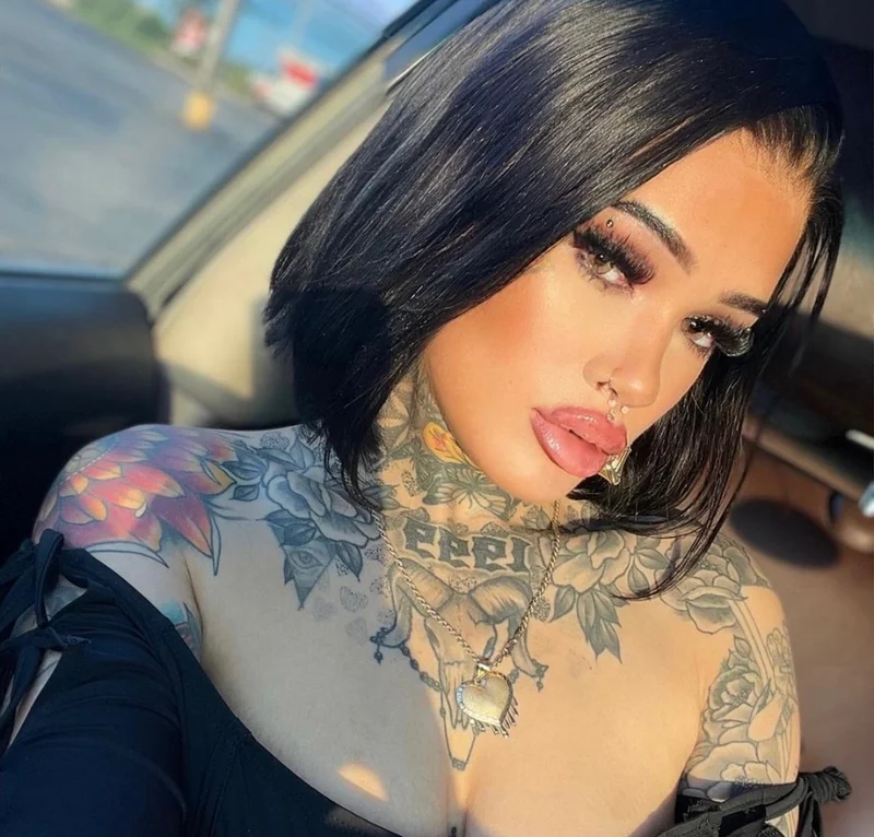Dream on OnlyFans with flirty personality