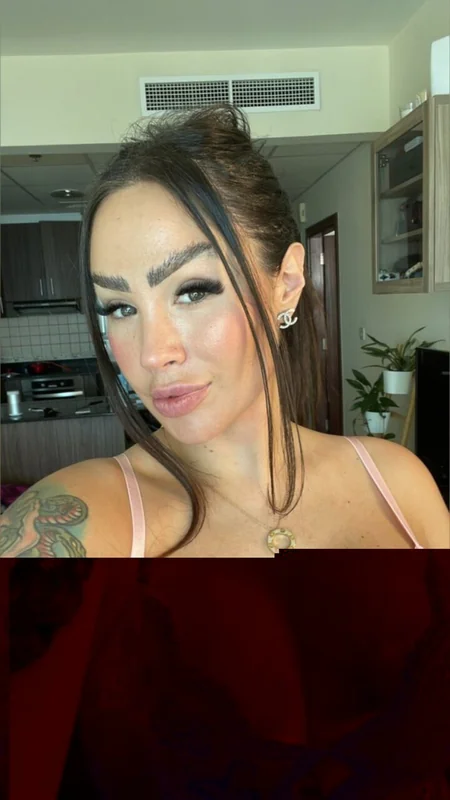 Samie Duchamp OnlyFans creator with engaging content.