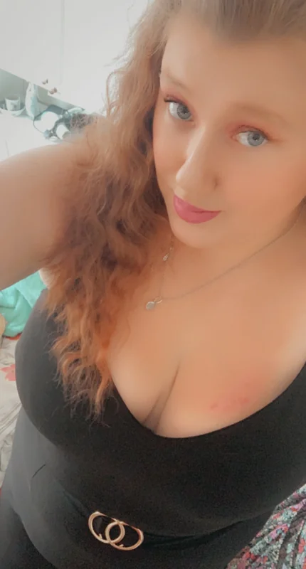 Sandysoph99 OnlyFans profile with sexy content