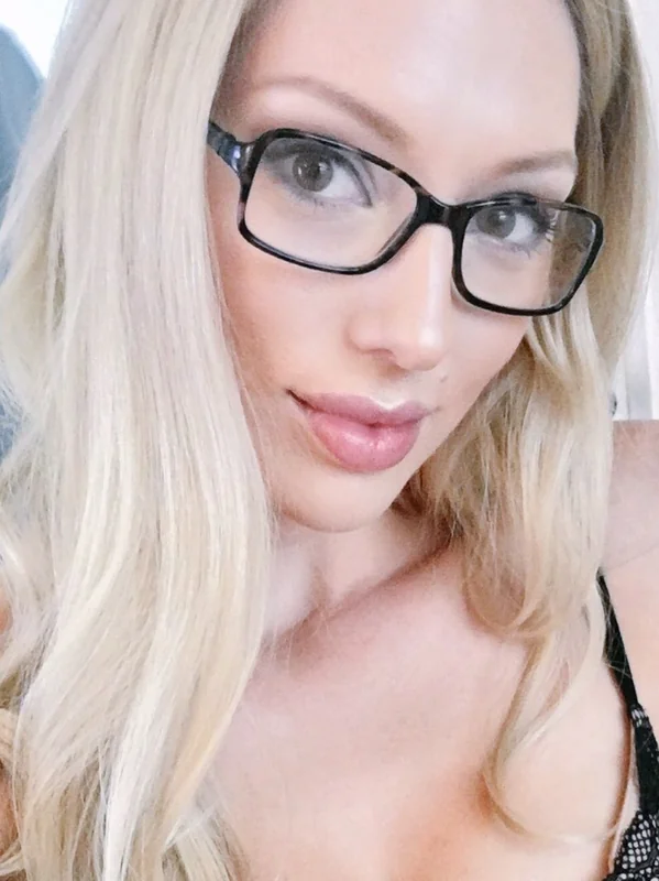 The Sapiophiles Book Club OnlyFans fun and sexy account