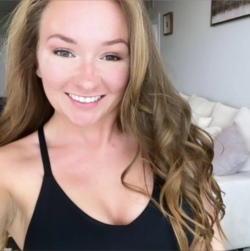 Sasha wonderland OnlyFans creator with engaging content