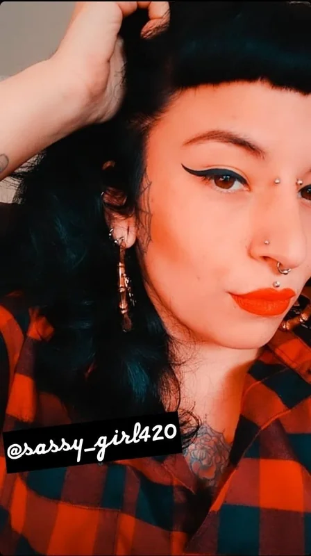🍒 MISS JONES 🍒 OnlyFans profile with fetish content.