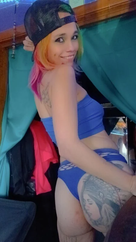 savagesirenxxx OnlyFans tatted creator