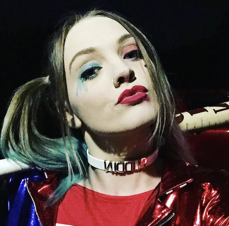 Savannah OnlyFans creator with tattoo-inspired content.