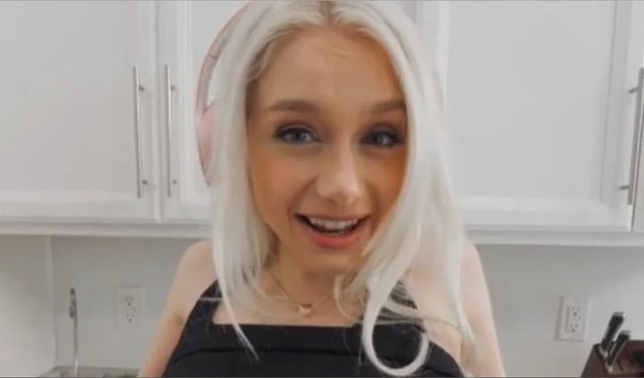 Scarlett Hampton OnlyFans Blonde