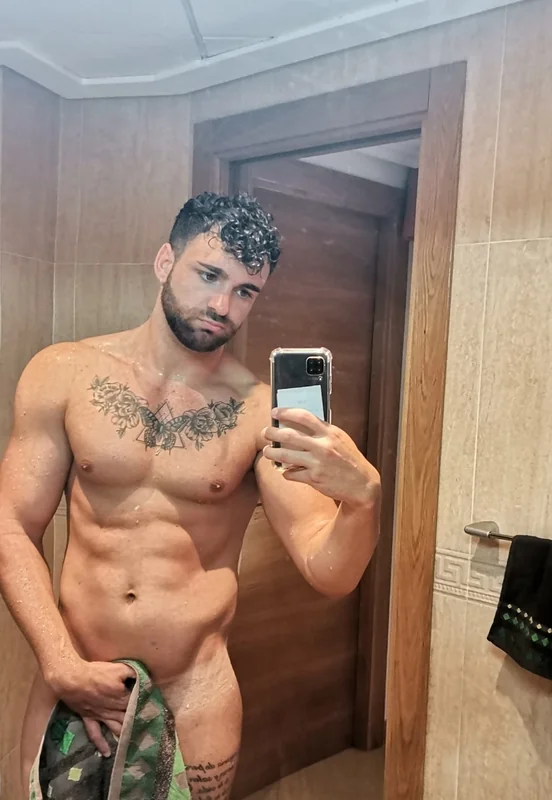 Sergiio30free OnlyFans creator with exclusive content
