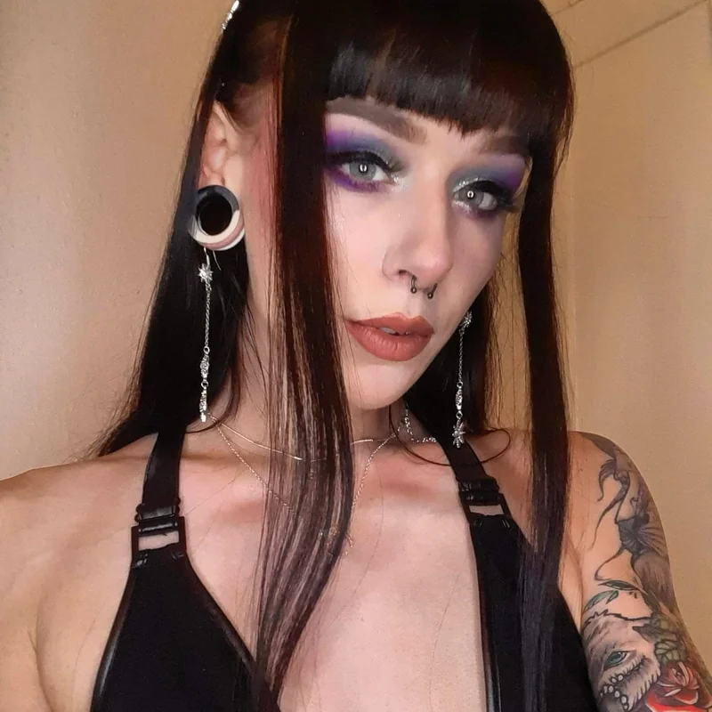 Sinccubus OnlyFans glamour content creator