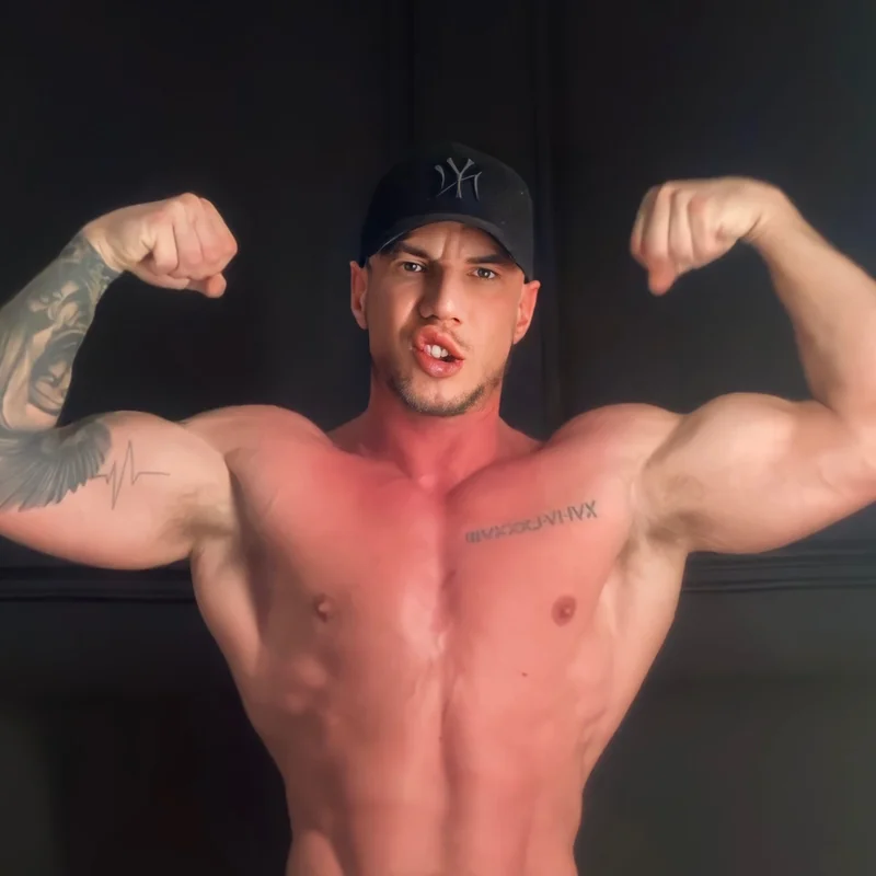 Aston Sinnerman VIP OnlyFans fitness model