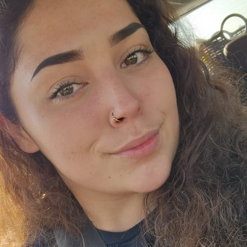 Slippery Peach OnlyFans creator with stunning eyes