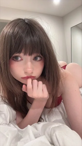smeepsx OnlyFans creator with engaging content