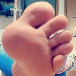 Solesmiss OnlyFans British feet creator