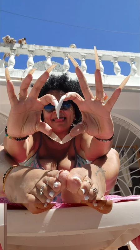 Meryann OnlyFans creator with uncensored content
